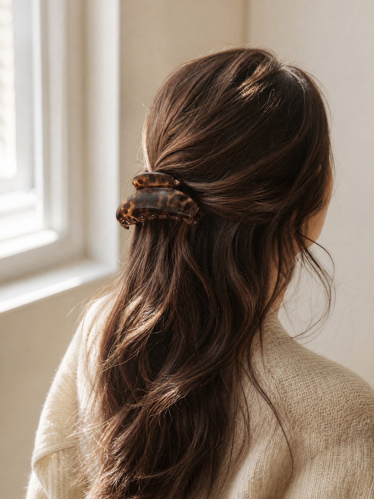 Caramel Claw Clip, in use