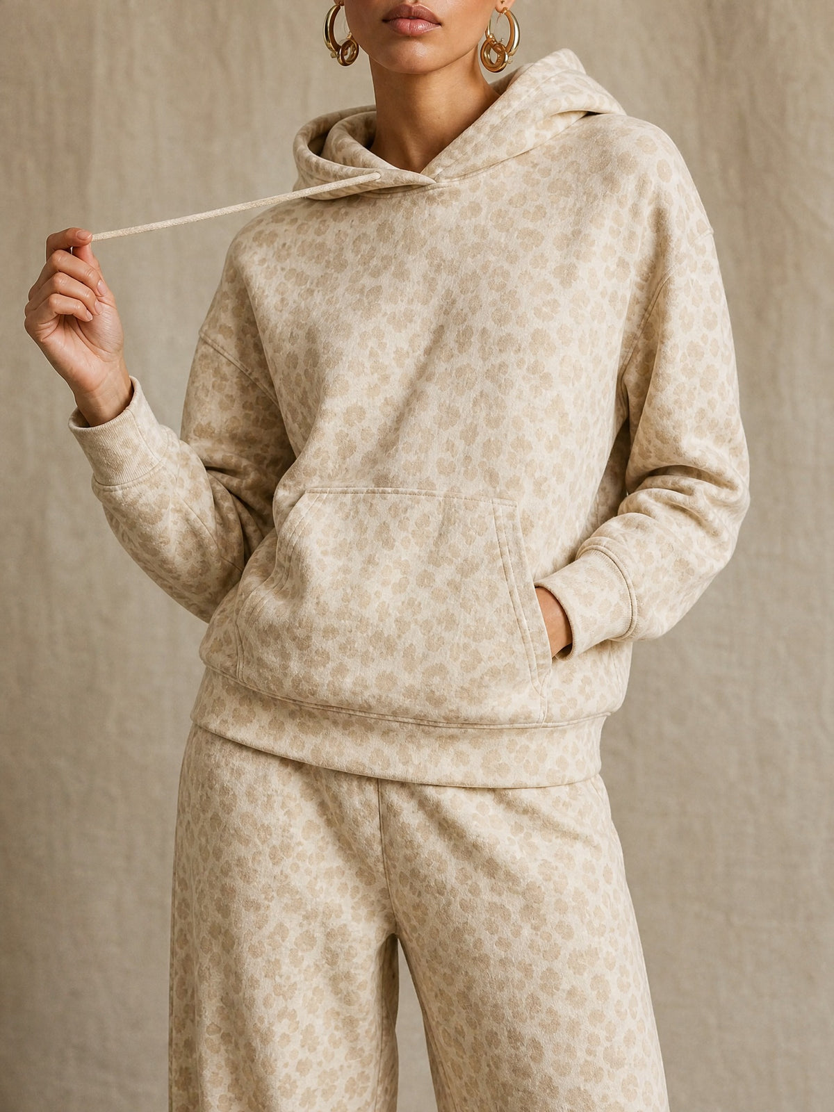Leopard print hoodie in champagne, hood detail